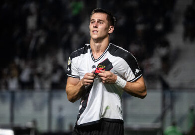 David e Estrella podem ser negociados; Tchê Tchê rejeita deixar o Vasco, diz canal